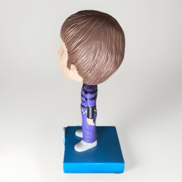 Big Bang Theory Howard Bobblehead Funko Wacky Wobbler Figure OOB - Picture 2 of 6